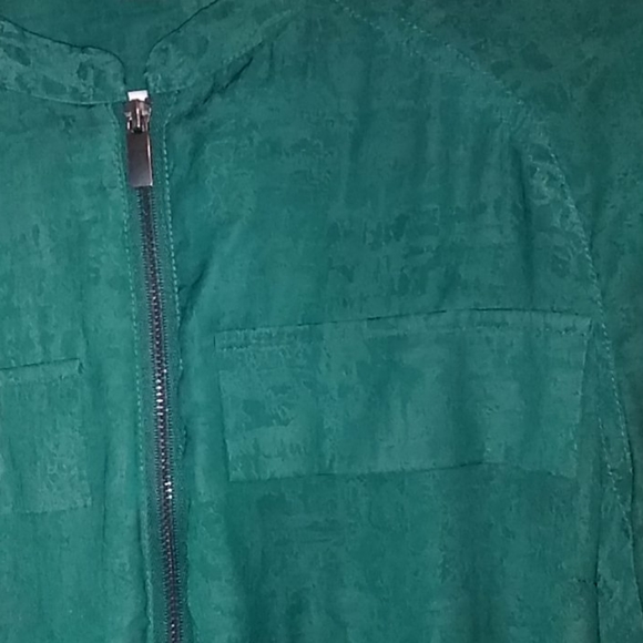 Rock & Republic top - Picture 4 of 12